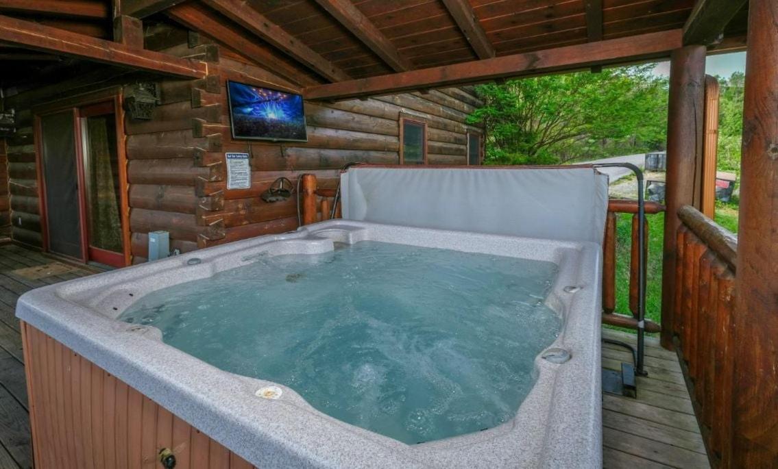 Smoky Vista Lodge Sevierville Exterior photo