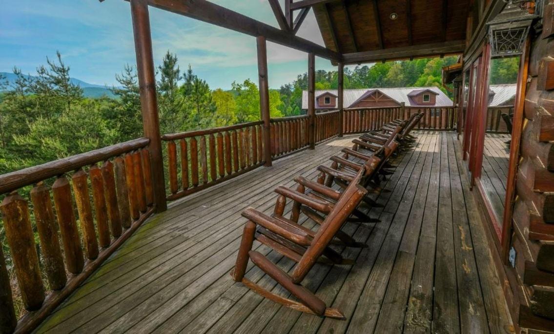 Smoky Vista Lodge Sevierville Exterior photo